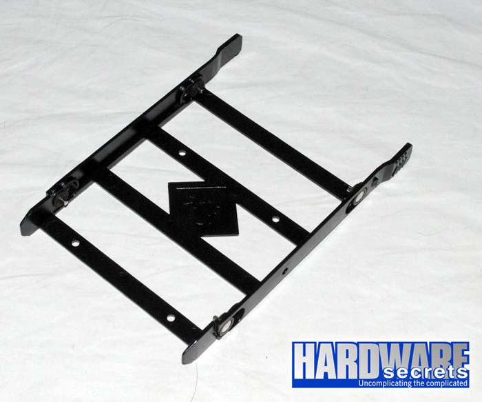 Обзор BitFenix Raider